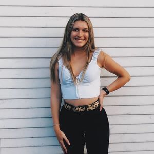 Meet your Posher, Lauren